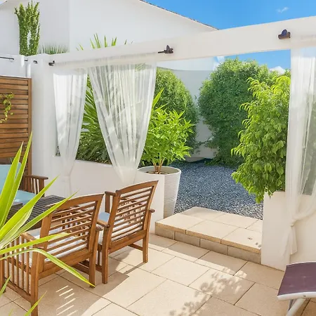 20m2 De La Nartelle Sainte-Maxime